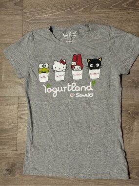 Sanrio Gray Kids Short Sleeve Tee with Yogurtland Character Cups